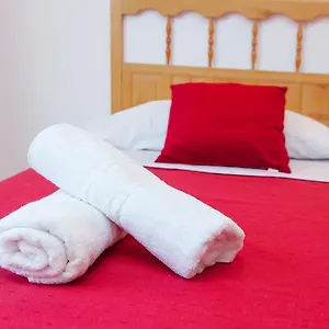 apartamentos-puet.ibizaislandhotels.net/